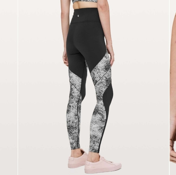 Lululemon Sweat & Repeat Leggings 28" Size 4 - Picture 11 of 12